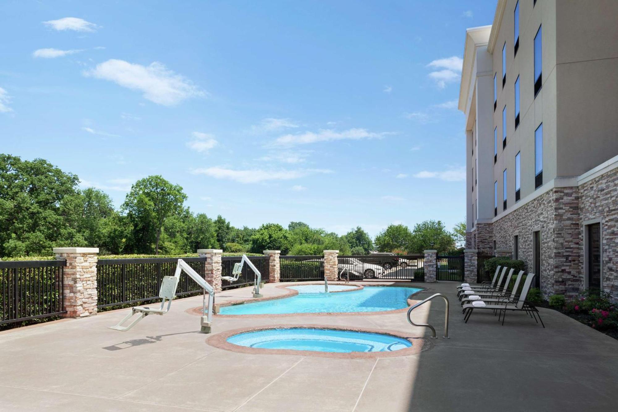 Hampton Inn Салфер-Спрингс Экстерьер фото