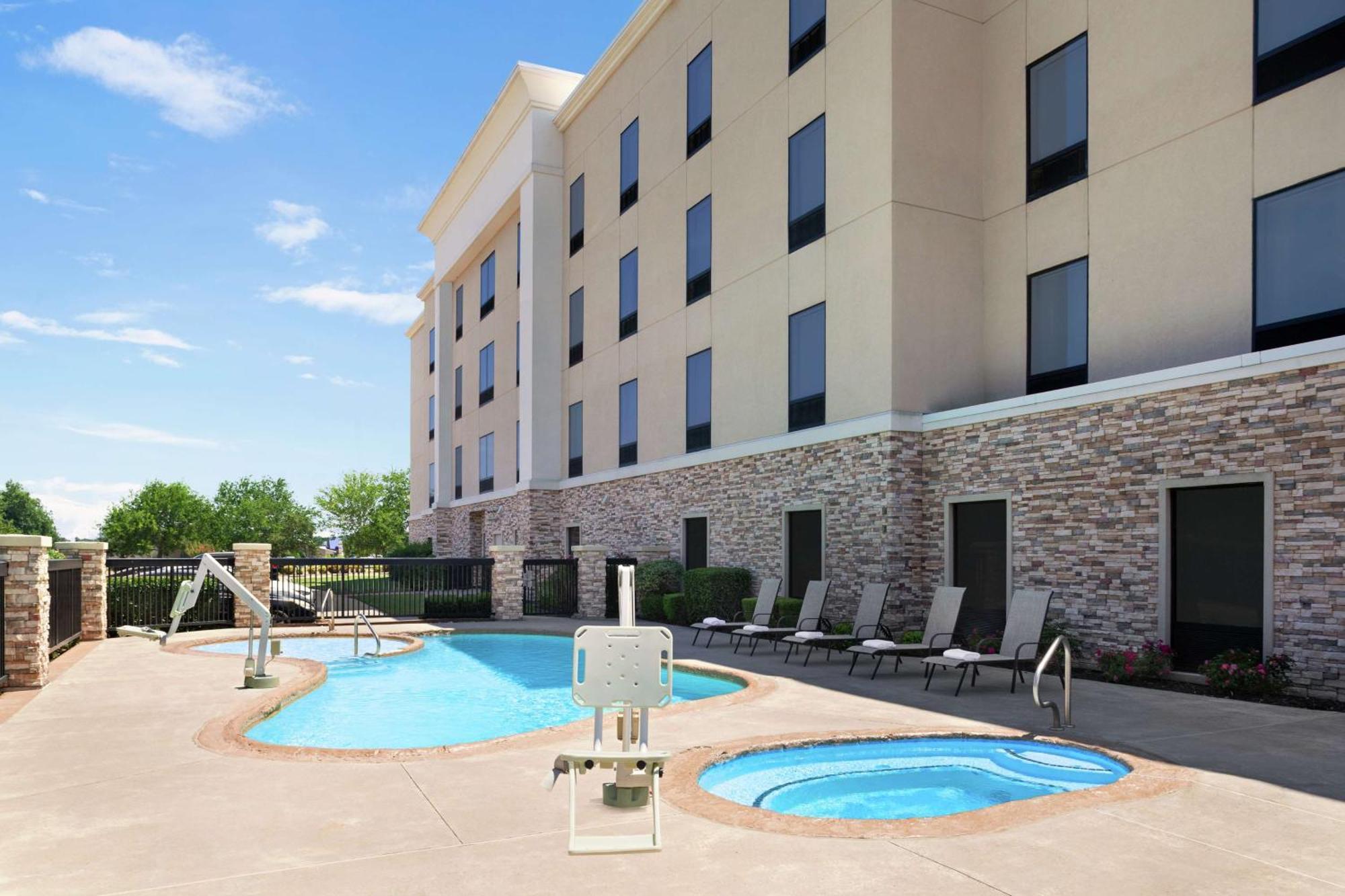 Hampton Inn Салфер-Спрингс Экстерьер фото